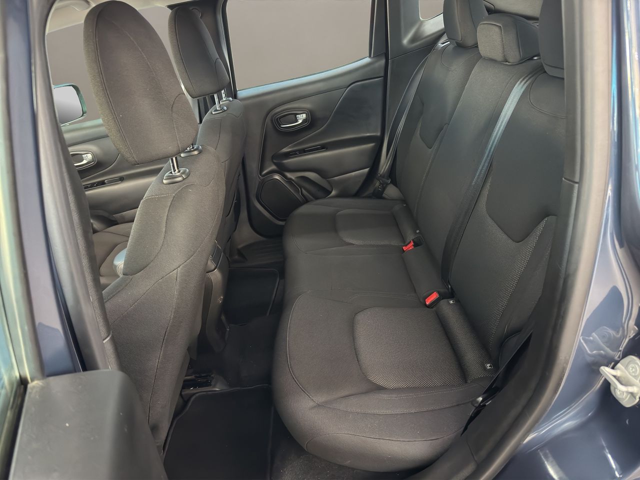 Jeep Renegade . - Foto 2