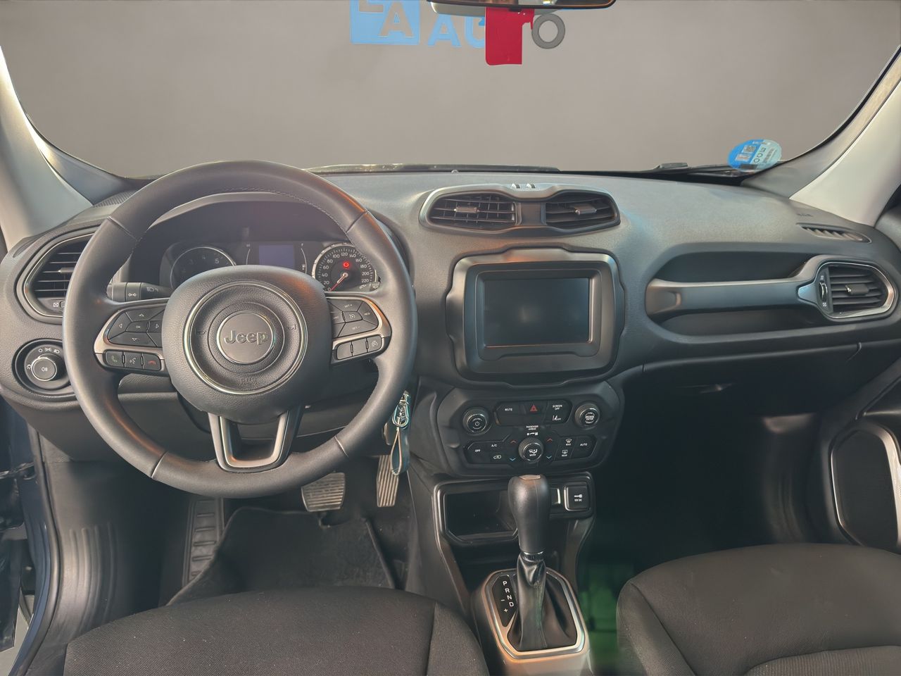 Jeep Renegade . - Foto 2