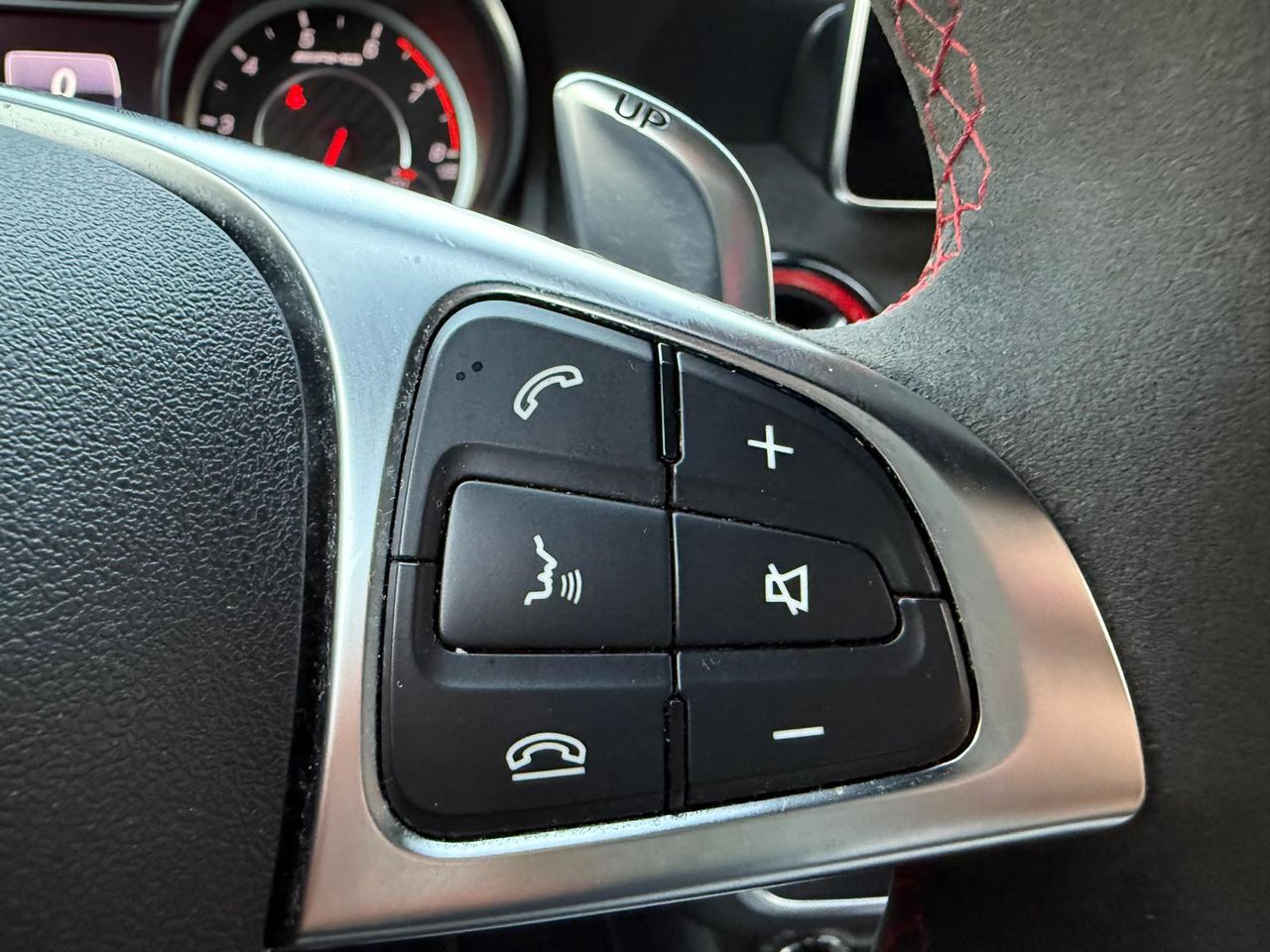 Mercedes Clase CLA CLA 45 AMG - Foto 2