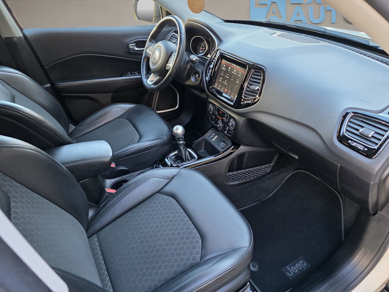 Jeep Compass 1.4 Mair 103kW Night Eagle 4x2 - Foto 2