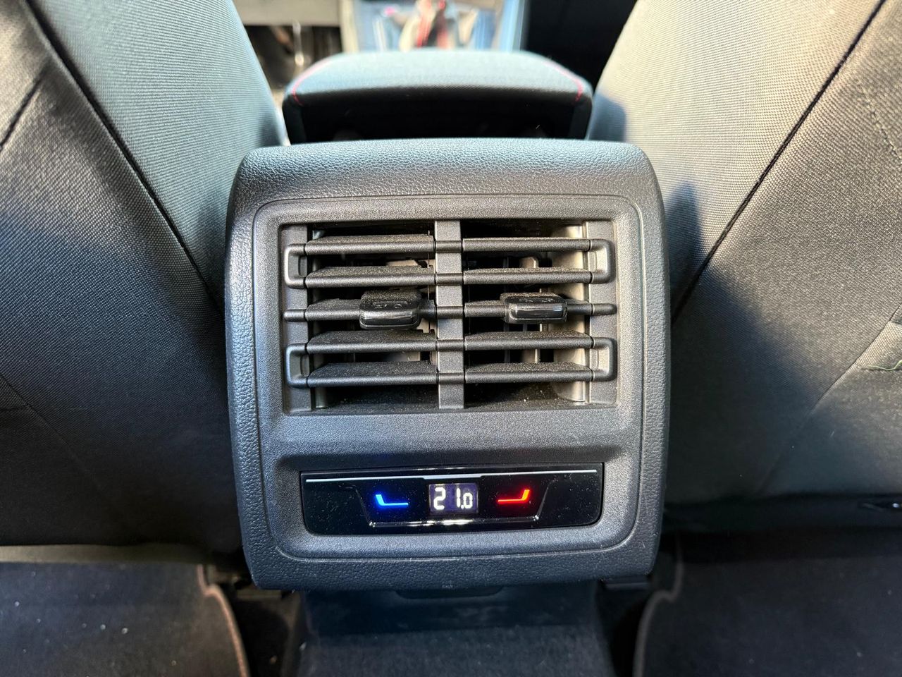 Volkswagen Golf GOLF GTI - Foto 2