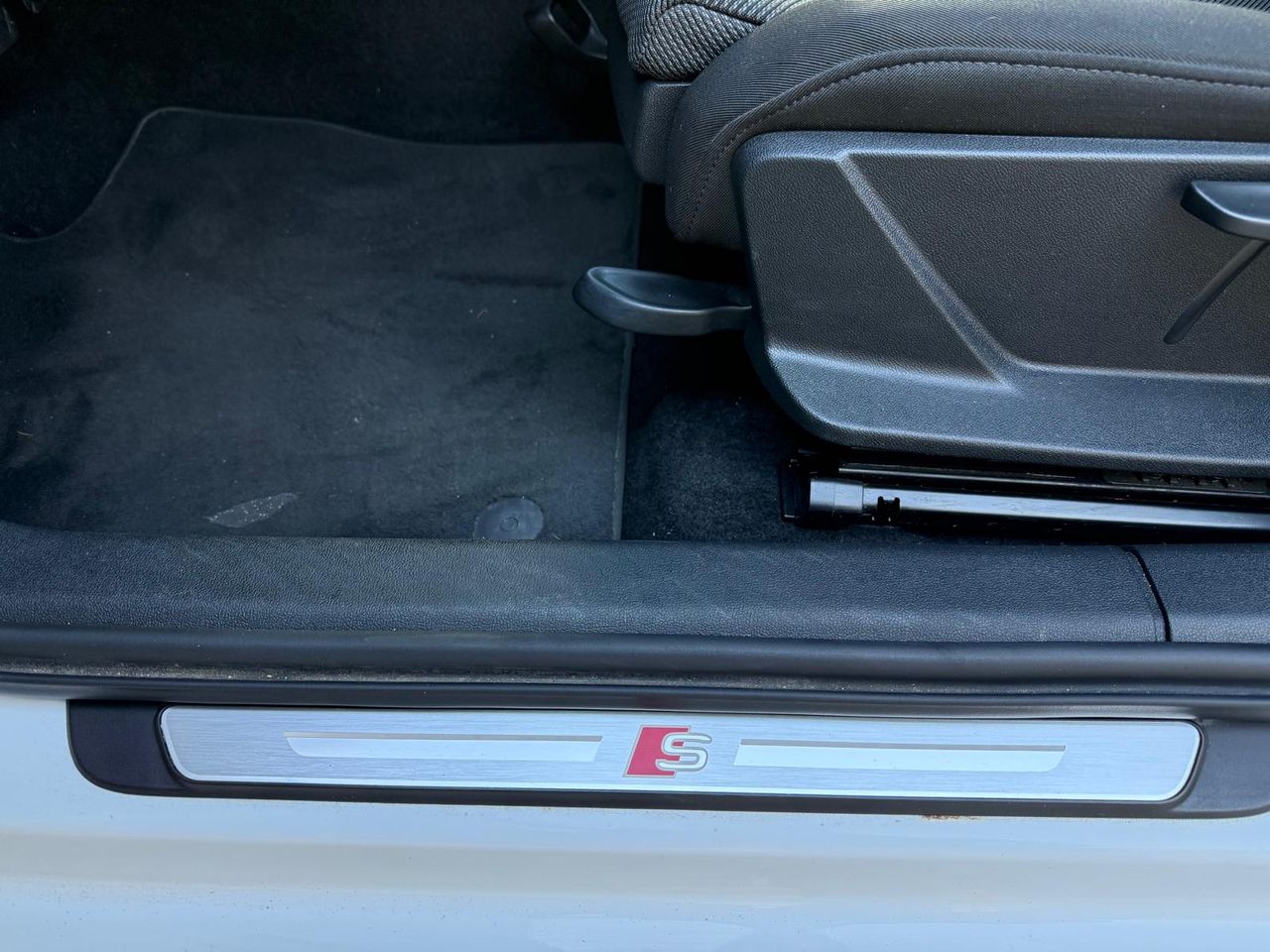 Audi A3 Sportback S line 40 TFSI e 150kW S tron - Foto 2