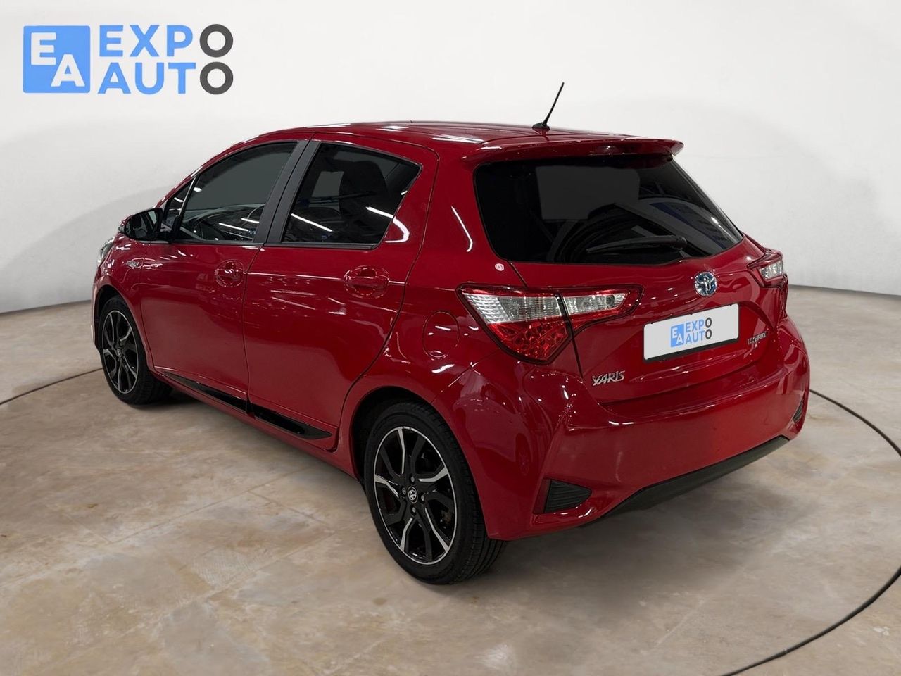 Toyota Yaris HYBRID 1.4 100 CAVALLOS - Foto 2