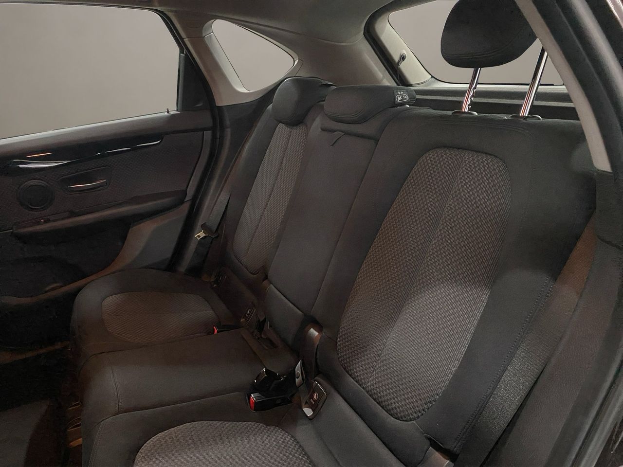 BMW Serie 2 Active Tourer 218i - Foto 2