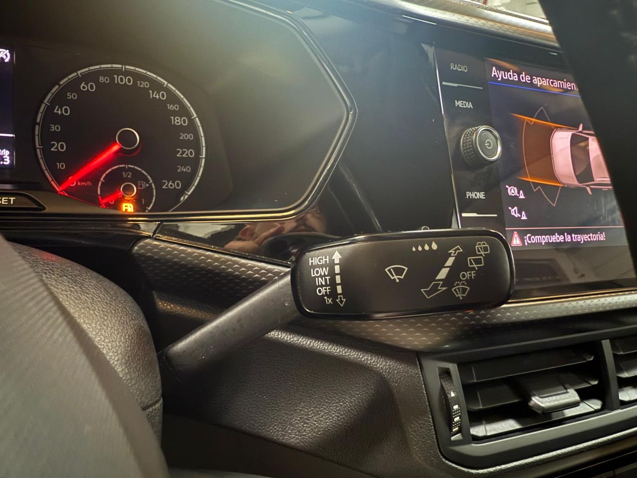 Volkswagen T-Cross Advance 1.0 TSI 70kW (95CV) - Foto 2