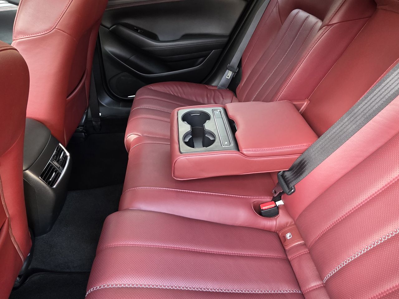 Mazda 6 Wagon 2.0 SKYACTIV-G 121 kW (165 CV) Exclusive-Line - Foto 2