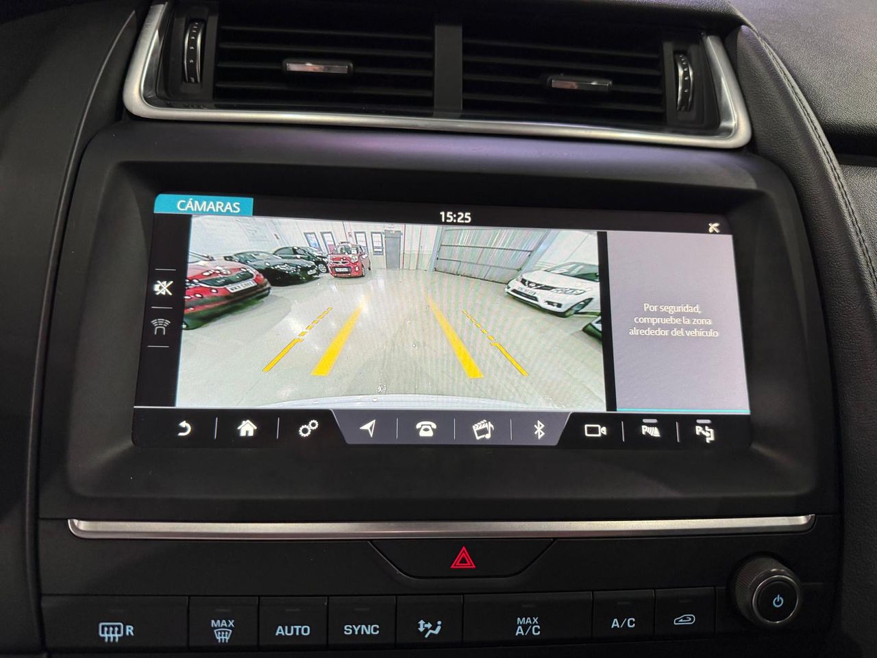 Jaguar E-Pace 2.0D 110kW S 4WD Auto - Foto 2