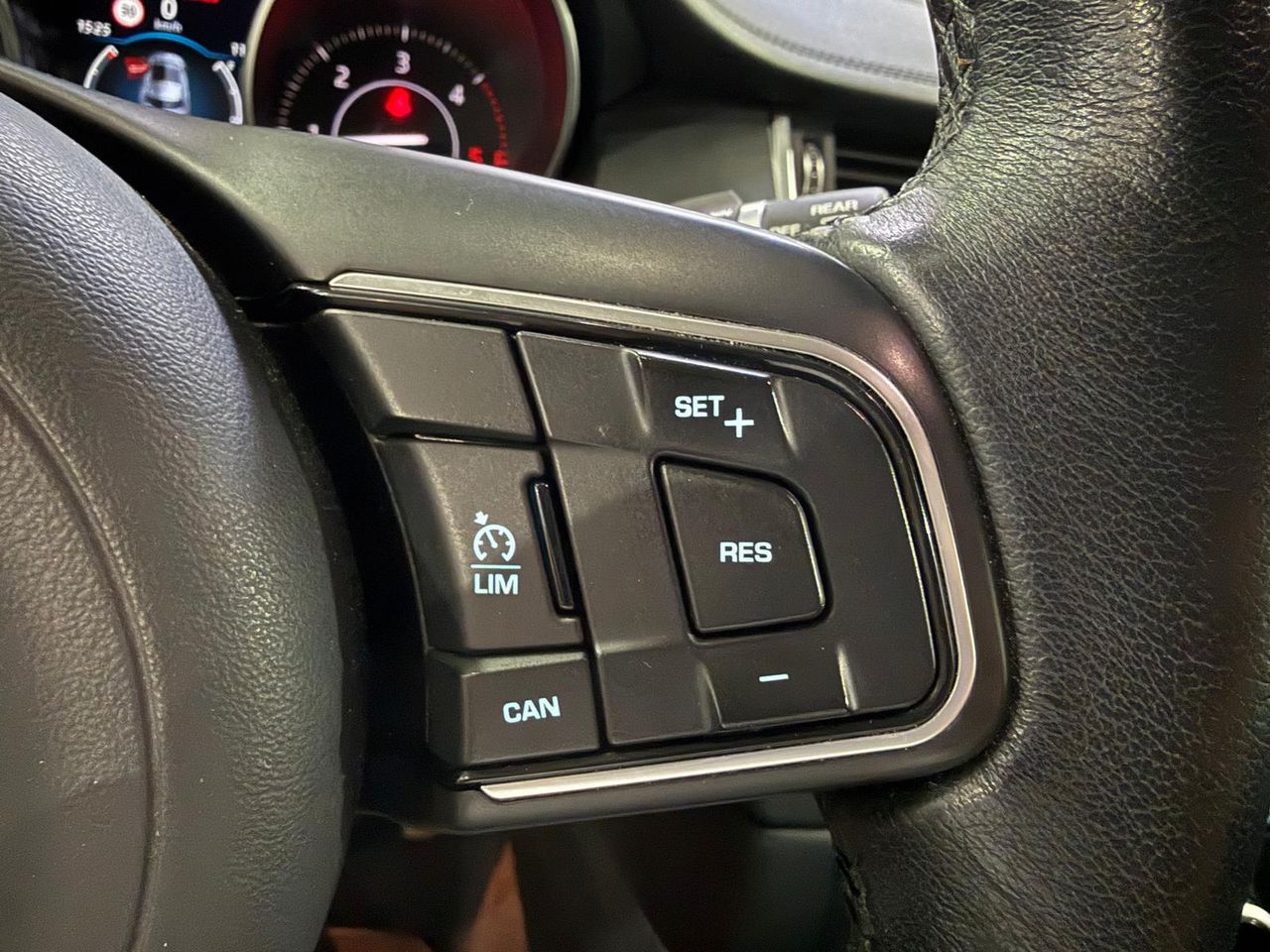 Jaguar E-Pace 2.0D 110kW S 4WD Auto - Foto 2