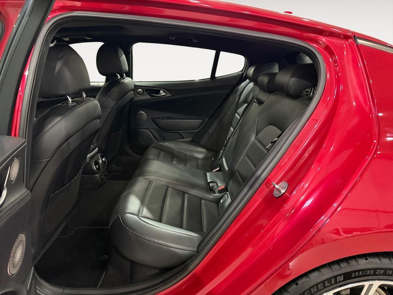 Kia Stinger 3.3 T-GDi 272kW (370CV) GT 4x4 - Foto 2