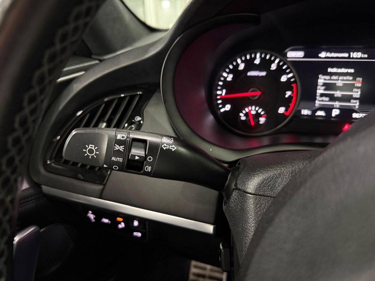 Kia Stinger 3.3 T-GDi 272kW (370CV) GT 4x4 - Foto 2