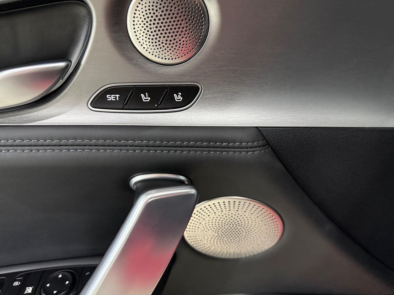 Kia Stinger 3.3 T-GDi 272kW (370CV) GT 4x4 - Foto 2