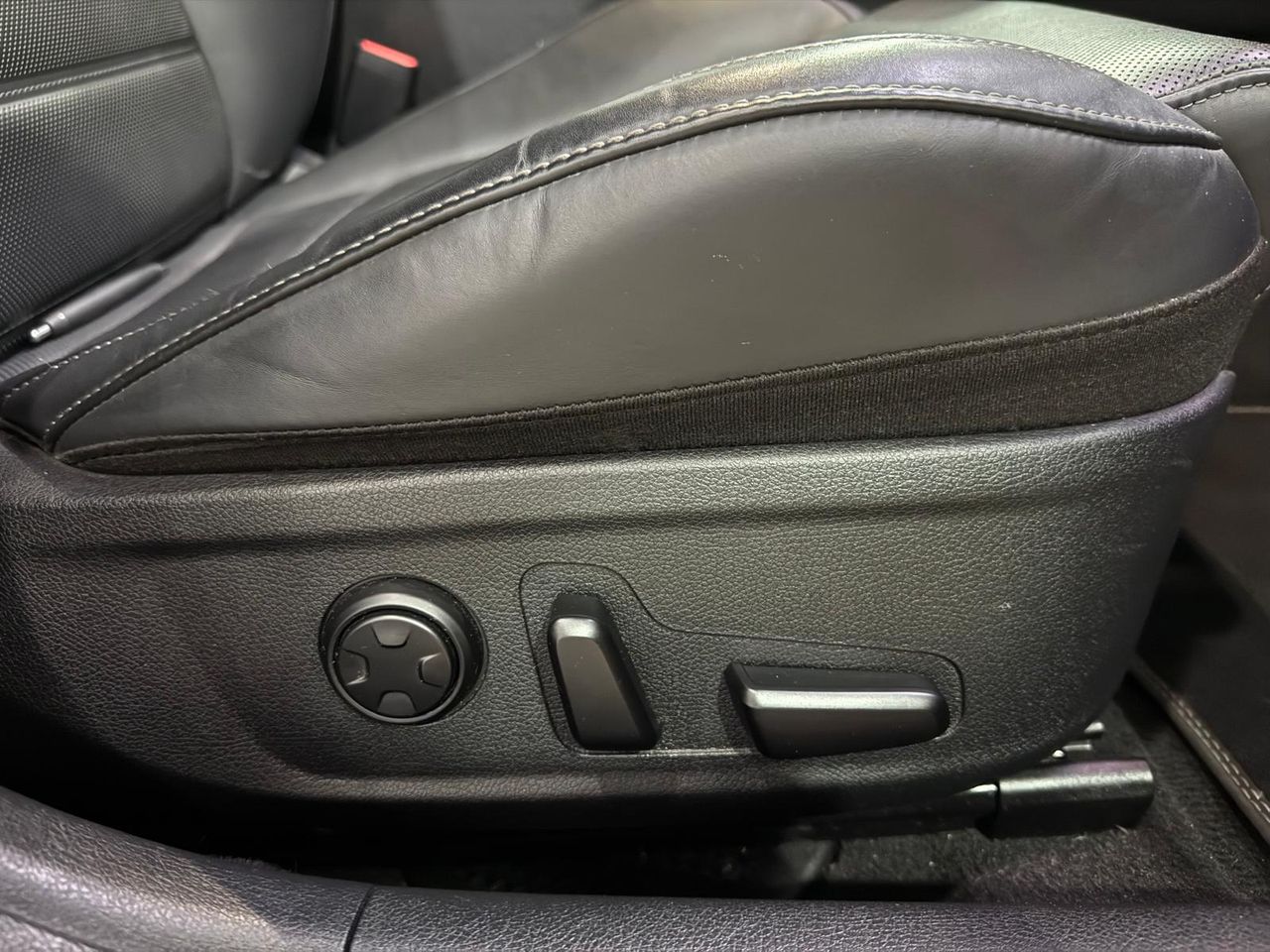 Kia Stinger 3.3 T-GDi 272kW (370CV) GT 4x4 - Foto 2