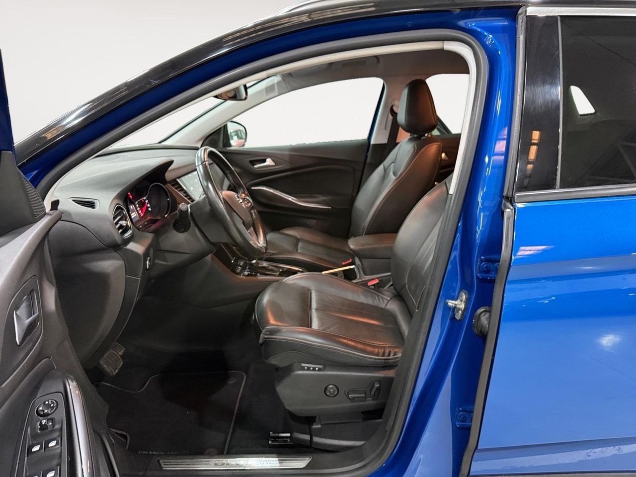 Opel Grandland X 1.6 CDTi Excellence Auto - Foto 2