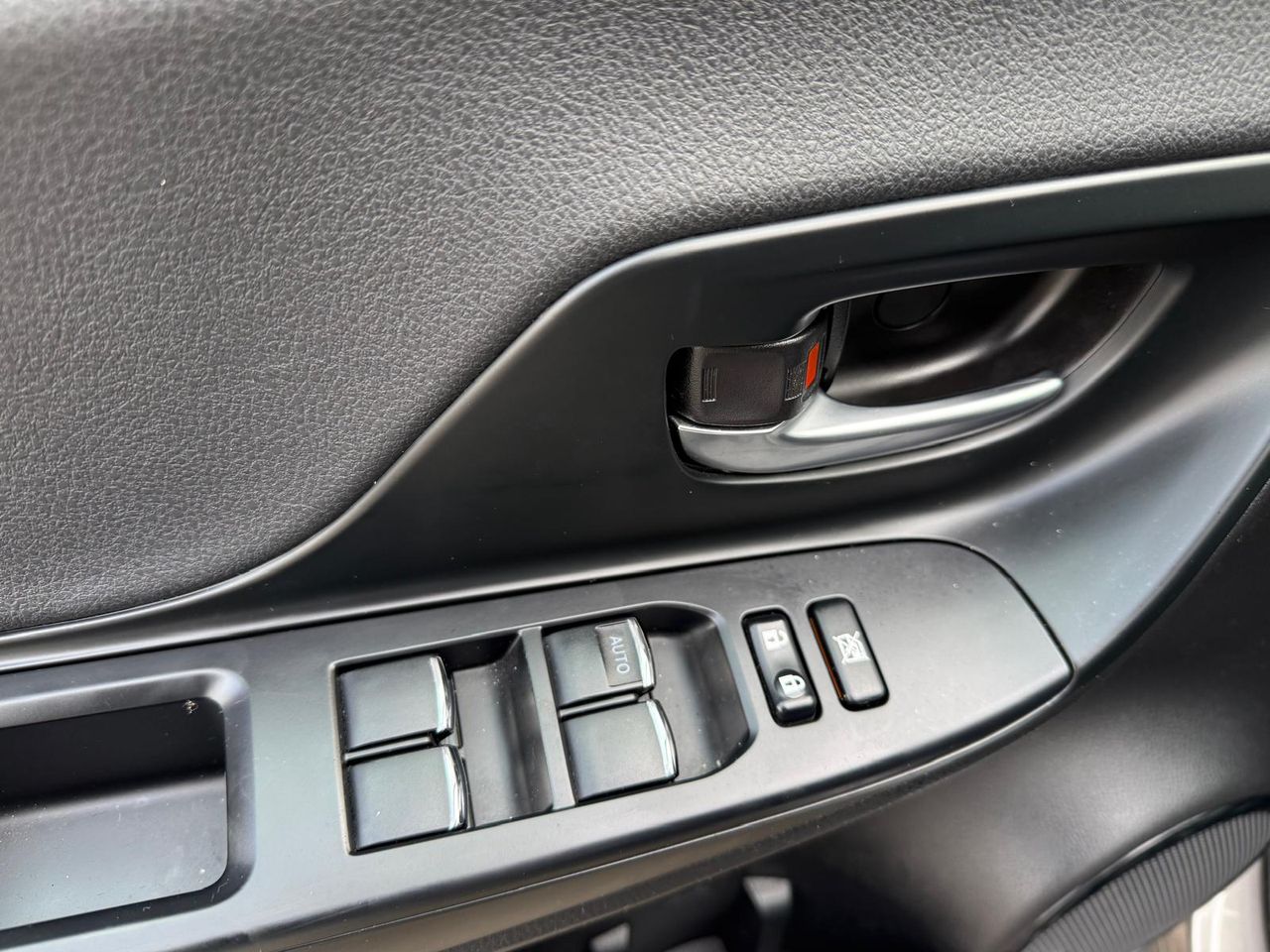 Toyota Yaris 1.5 Hybrid Feel - Foto 2