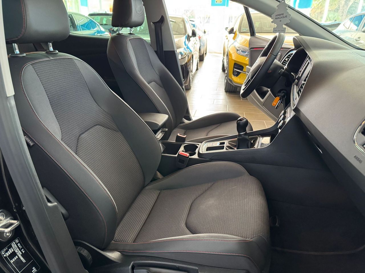 Seat Leon . - Foto 2