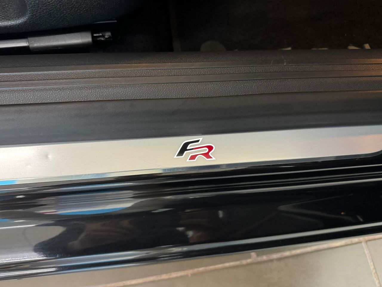 Seat Leon . - Foto 2