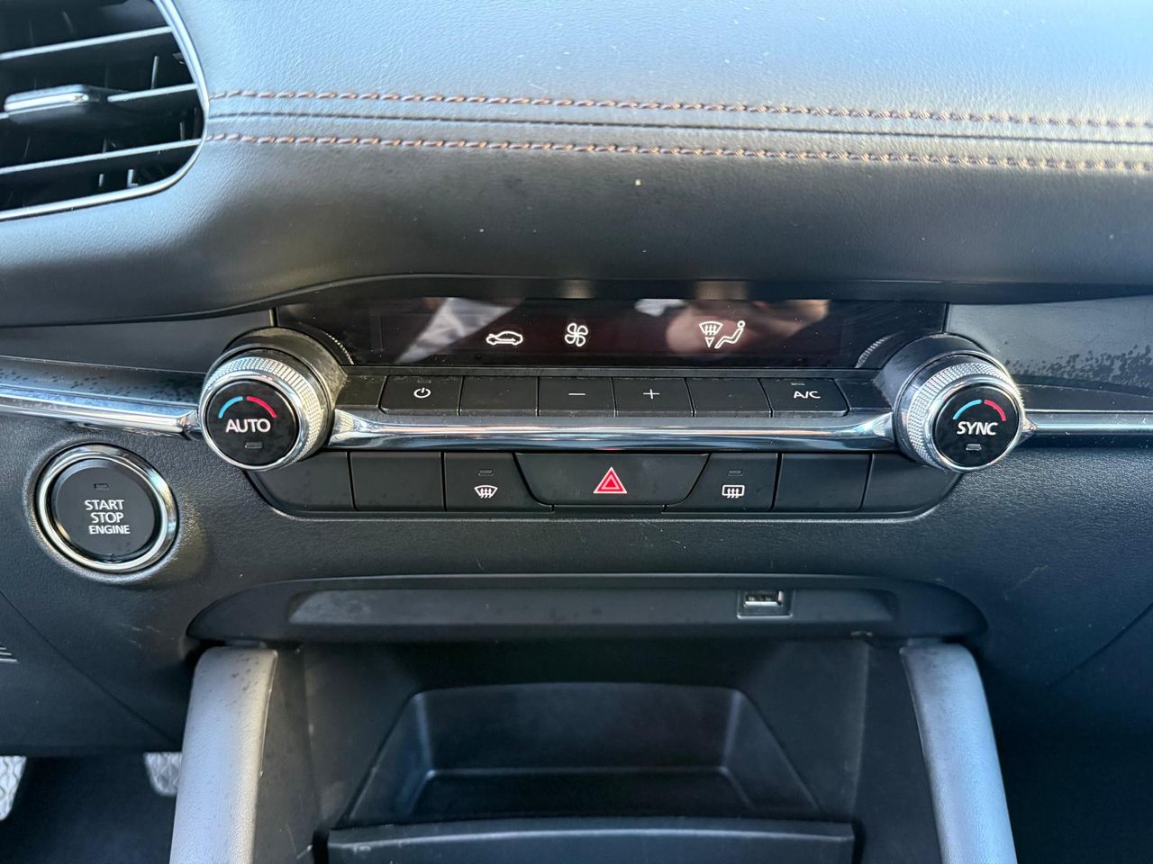 Mazda 3 2.0 SKYACTIV-X ZENITH - Foto 2