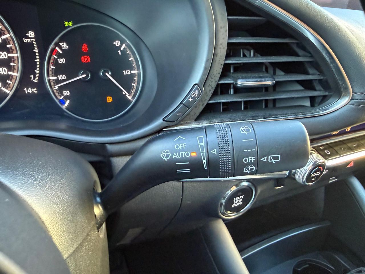 Mazda 3 2.0 SKYACTIV-X ZENITH - Foto 2