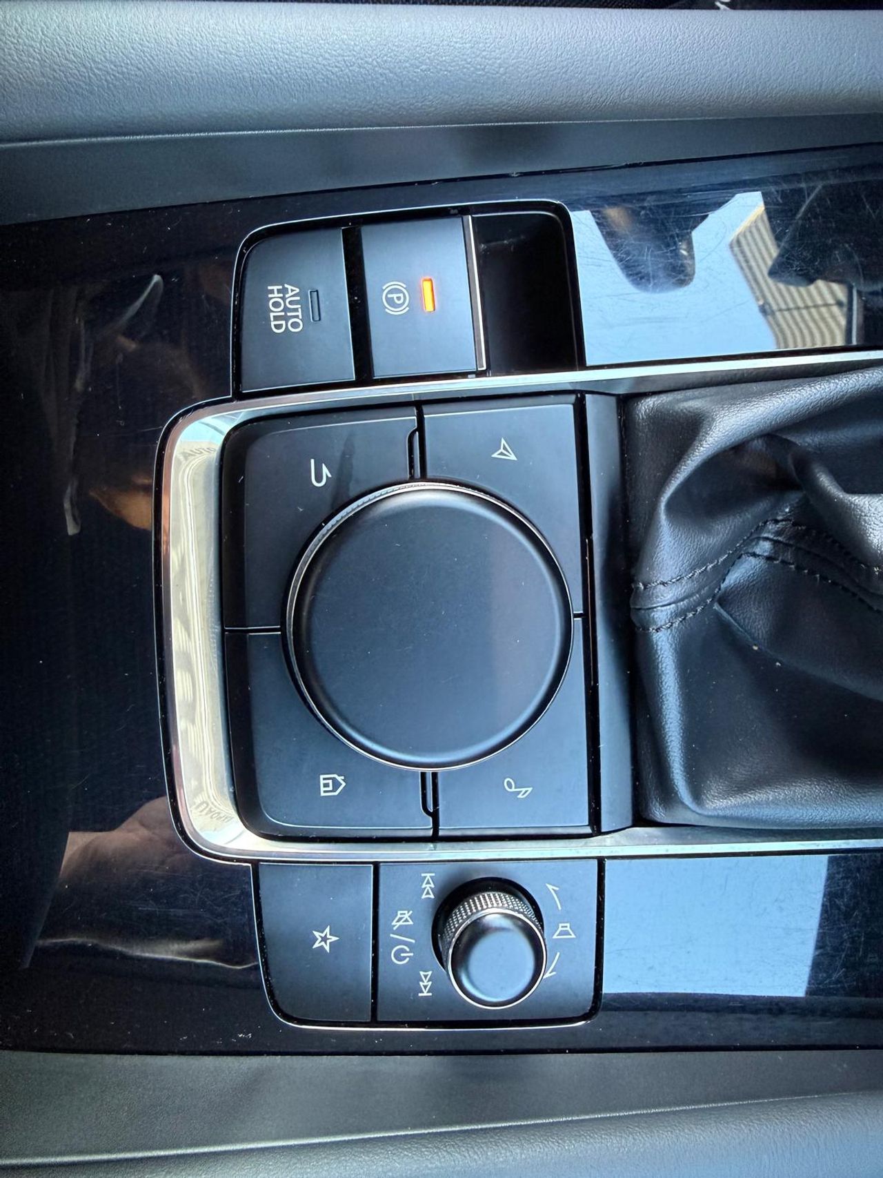 Mazda 3 2.0 SKYACTIV-X ZENITH - Foto 2