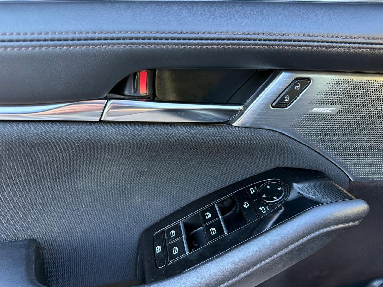 Mazda 3 2.0 SKYACTIV-X ZENITH - Foto 2