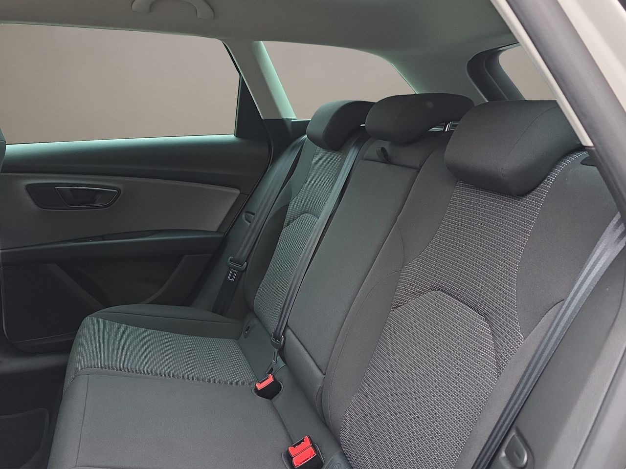 Seat Leon ST Style 1.5 130CV - Foto 2