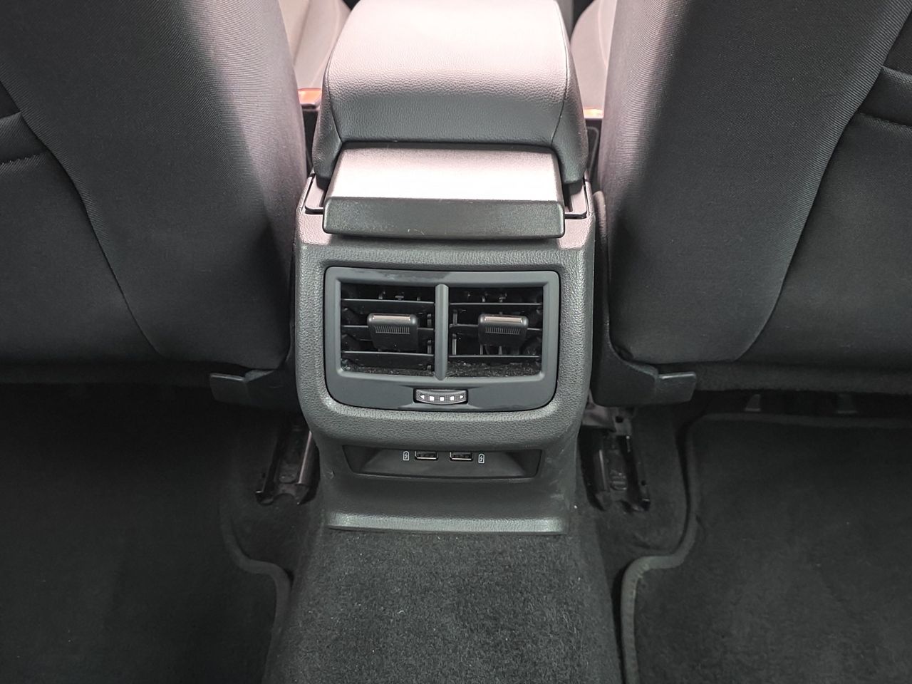 Seat Leon ST Style 1.5 130CV - Foto 2