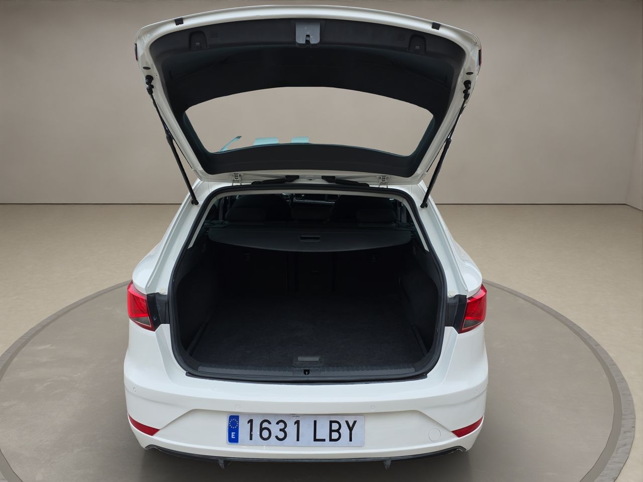 Seat Leon ST Style 1.5 130CV - Foto 2