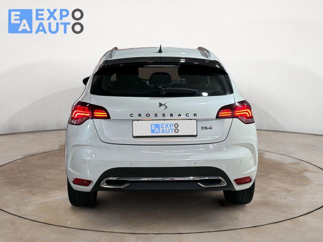 DS DS 4 Crossback 1.6 BlueHDi 88kW Connected Chic - Foto 2