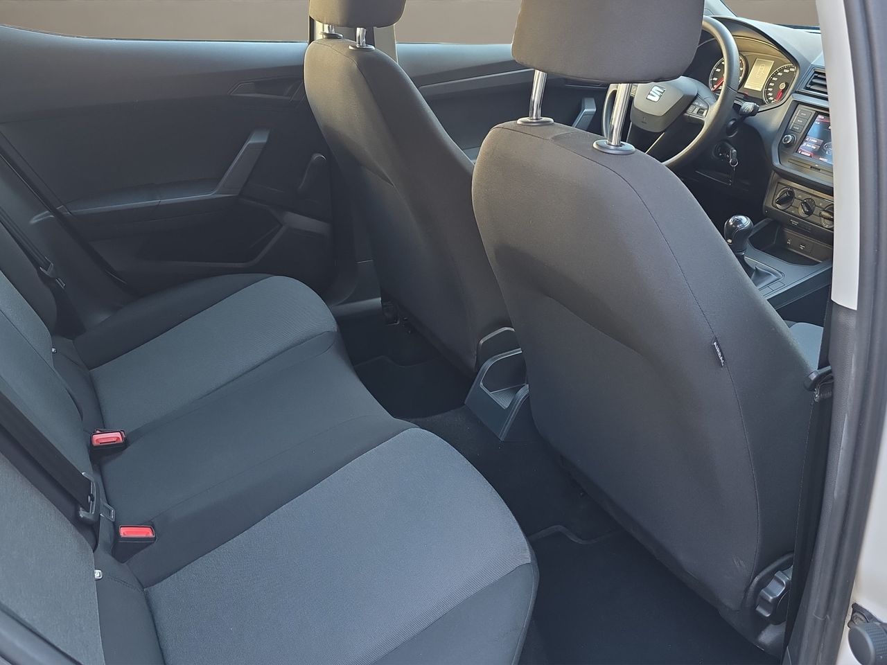 Seat Ibiza Reference 1.0 (80CV) - Foto 2