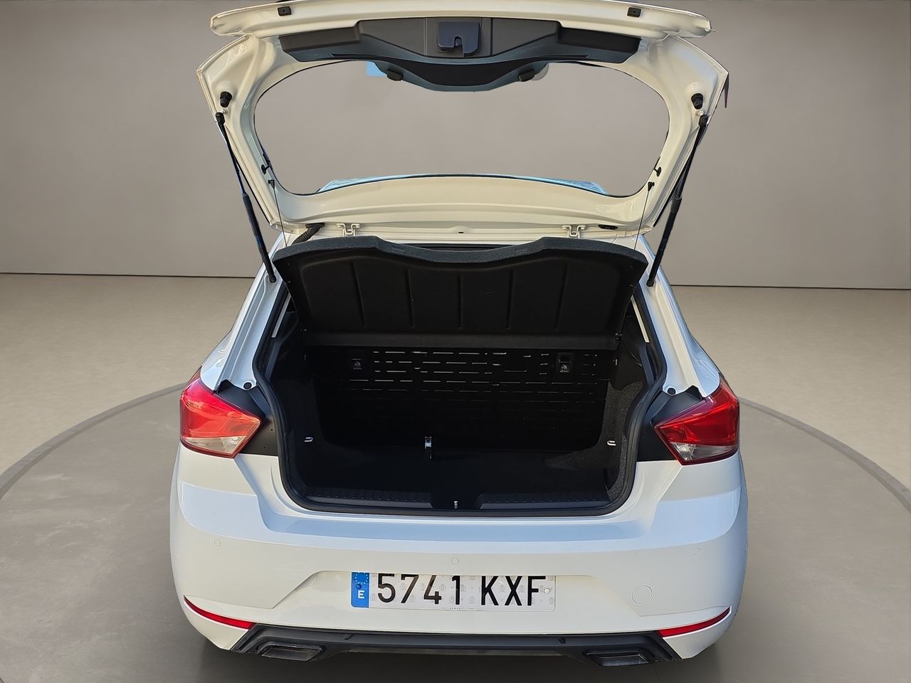 Seat Ibiza Reference 1.0 (80CV) - Foto 2