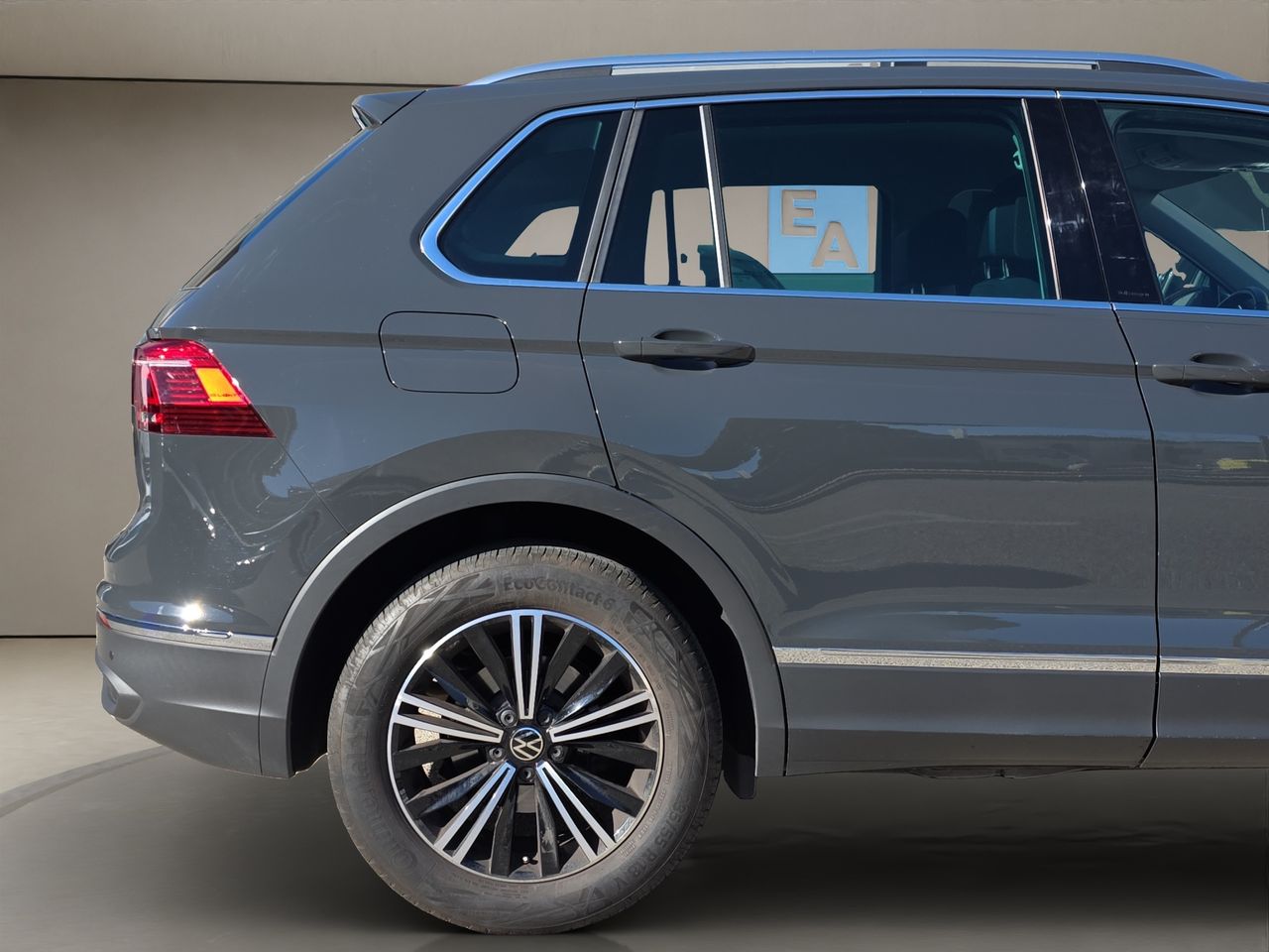 Volkswagen Tiguan Life 1.5 TSI 96kW (130CV) - Foto 2