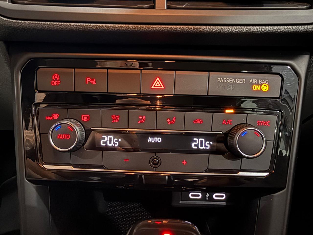 Volkswagen T-Cross Advance 1.0 TSI 81kW (110CV) DSG - Foto 2