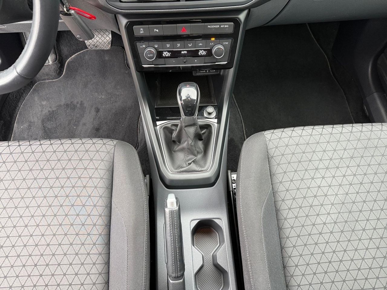 Volkswagen T-Cross Advance 1.0 TSI 81kW (110CV) DSG - Foto 2