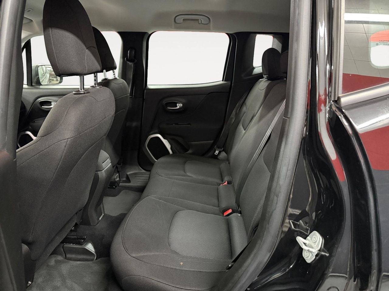 Jeep Renegade 1.6 E-TORQ 81kW Sport FWD E6 - Foto 2