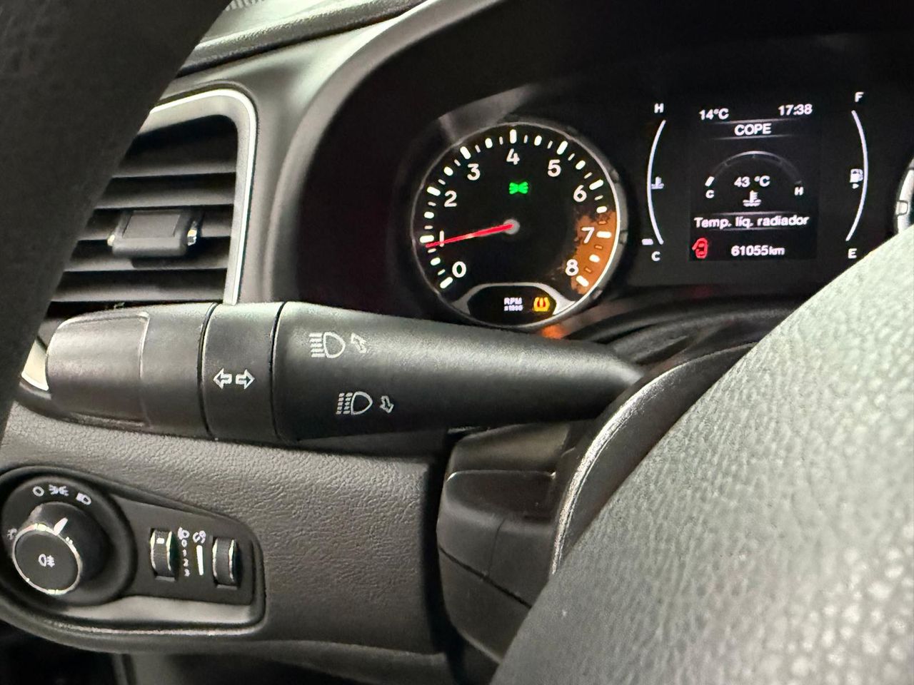 Jeep Renegade 1.6 E-TORQ 81kW Sport FWD E6 - Foto 2