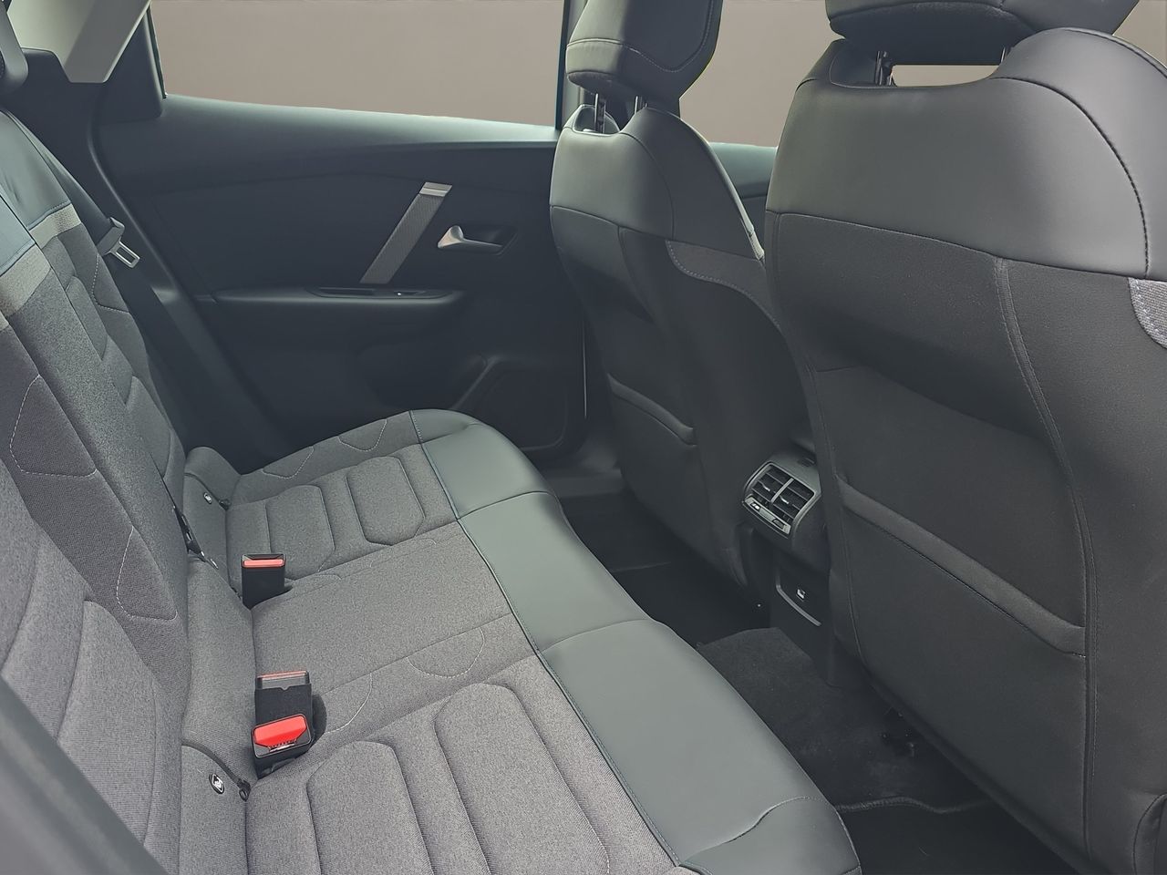 Citroën C4 BlueHDi 130 S&S EAT8 Shine - Foto 2