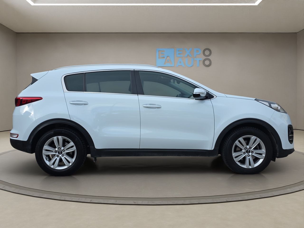 Kia Sportage 1.7 CRDi VGT 115CV Emotion 4x2 Eco-Dynam - Foto 2