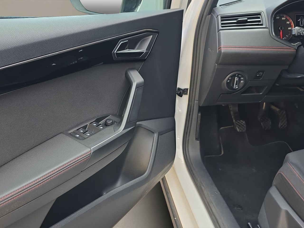 Seat Arona 1.0 TSI 85kW (115CV) FR Ecomotive - Foto 2