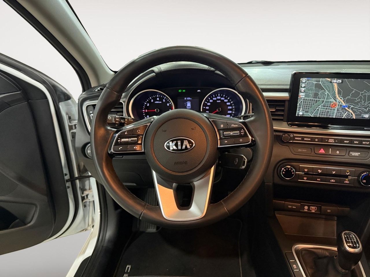 Kia Ceed 1.0 T-GDi 88kW (120CV) Drive - Foto 2