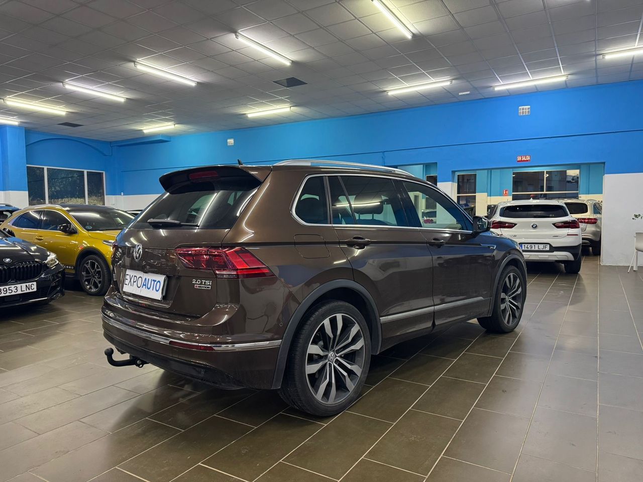Volkswagen Tiguan . - Foto 2