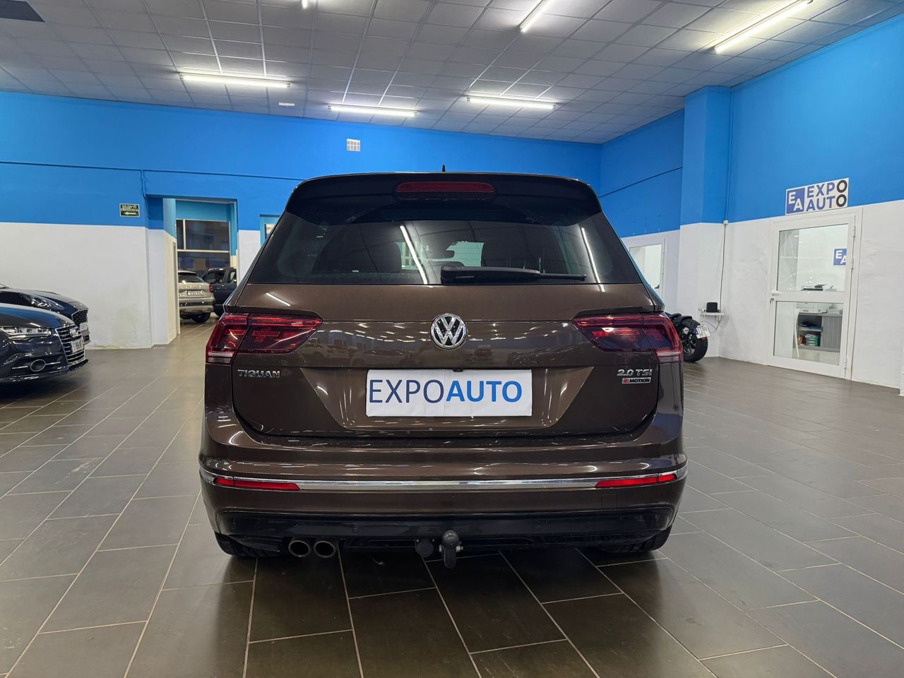 Volkswagen Tiguan . - Foto 2
