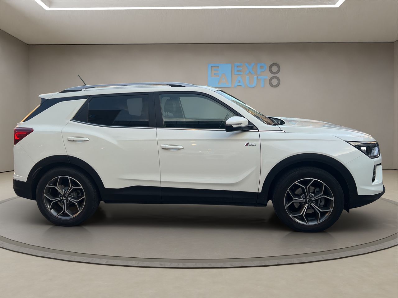 SsangYong Korando G15T Premium - Foto 2