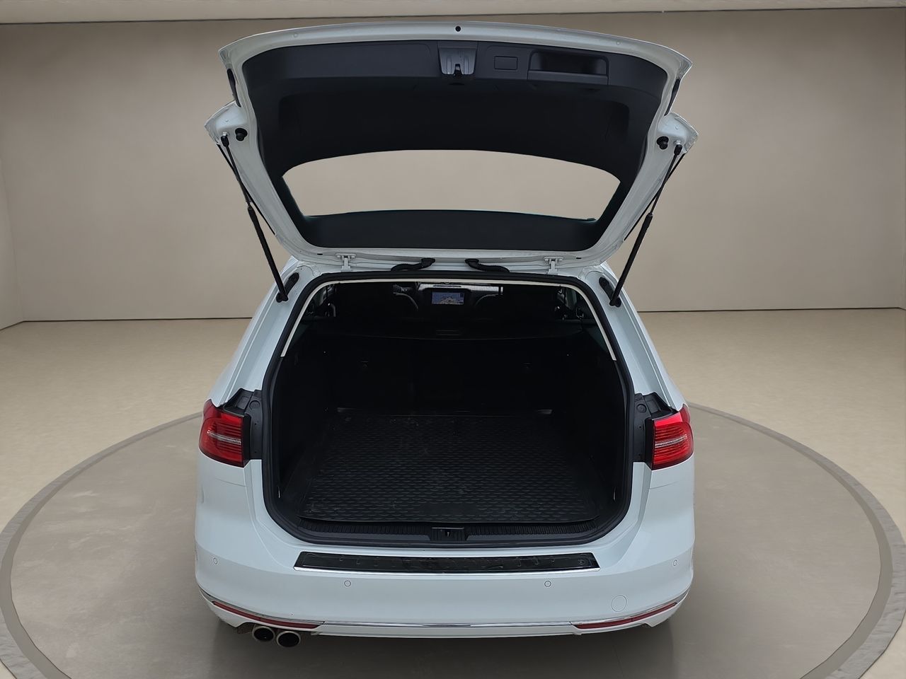 Volkswagen Passat Sport 1.8 (180CV) DSG R-LINE - Foto 2