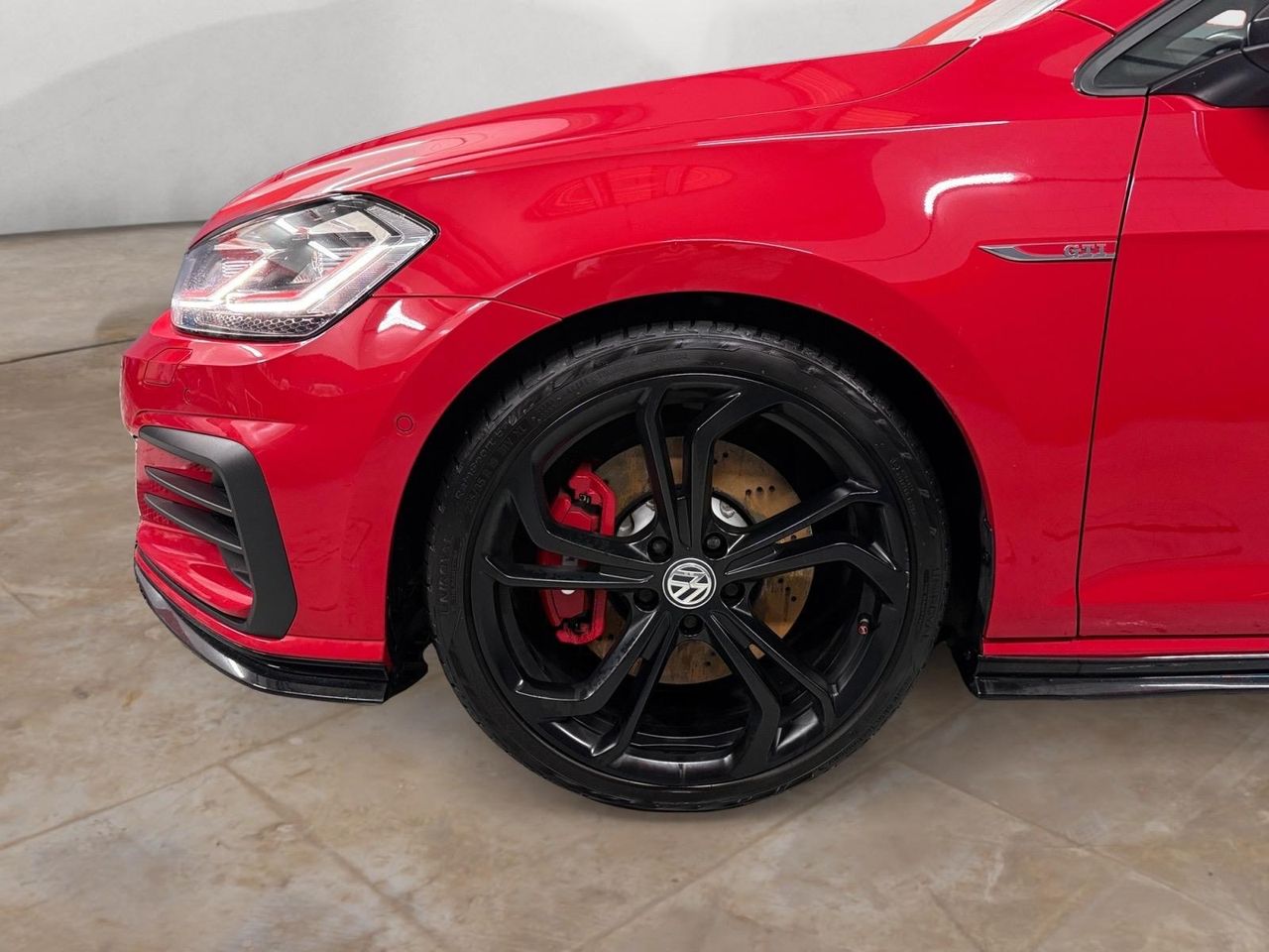 Volkswagen Golf GTI TCR 2.0 TSI 213kW(290CV) DSG - Foto 2