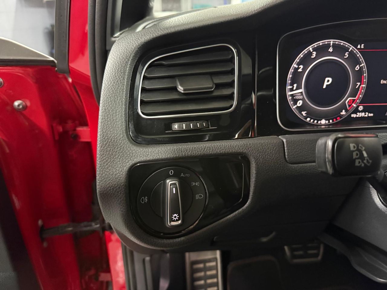 Volkswagen Golf GTI TCR 2.0 TSI 213kW(290CV) DSG - Foto 2