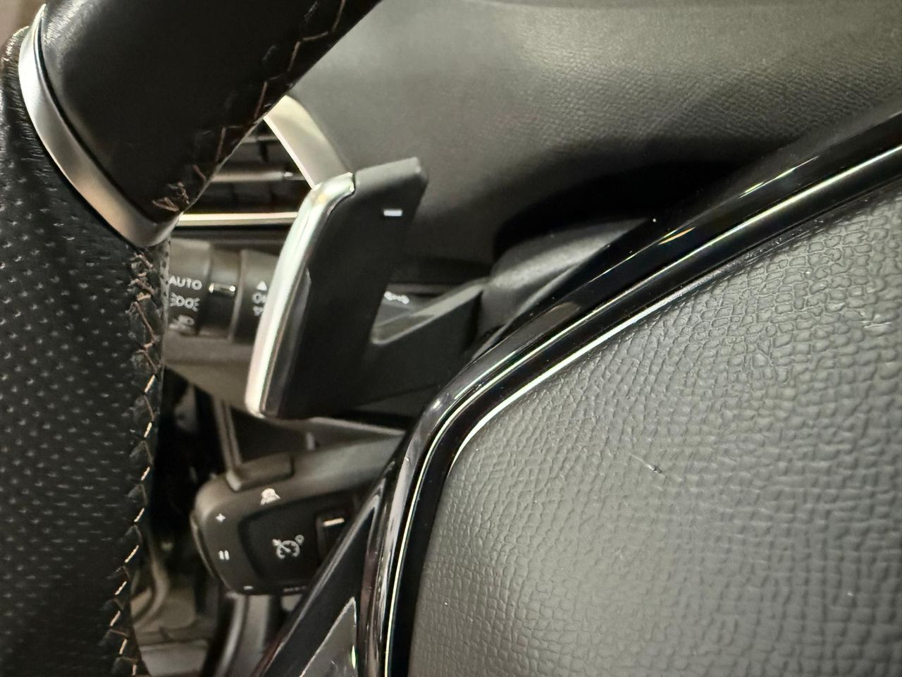 Peugeot 5008 2.0 BlueHDi 133kW S&S GT Pack EAT8 - Foto 2