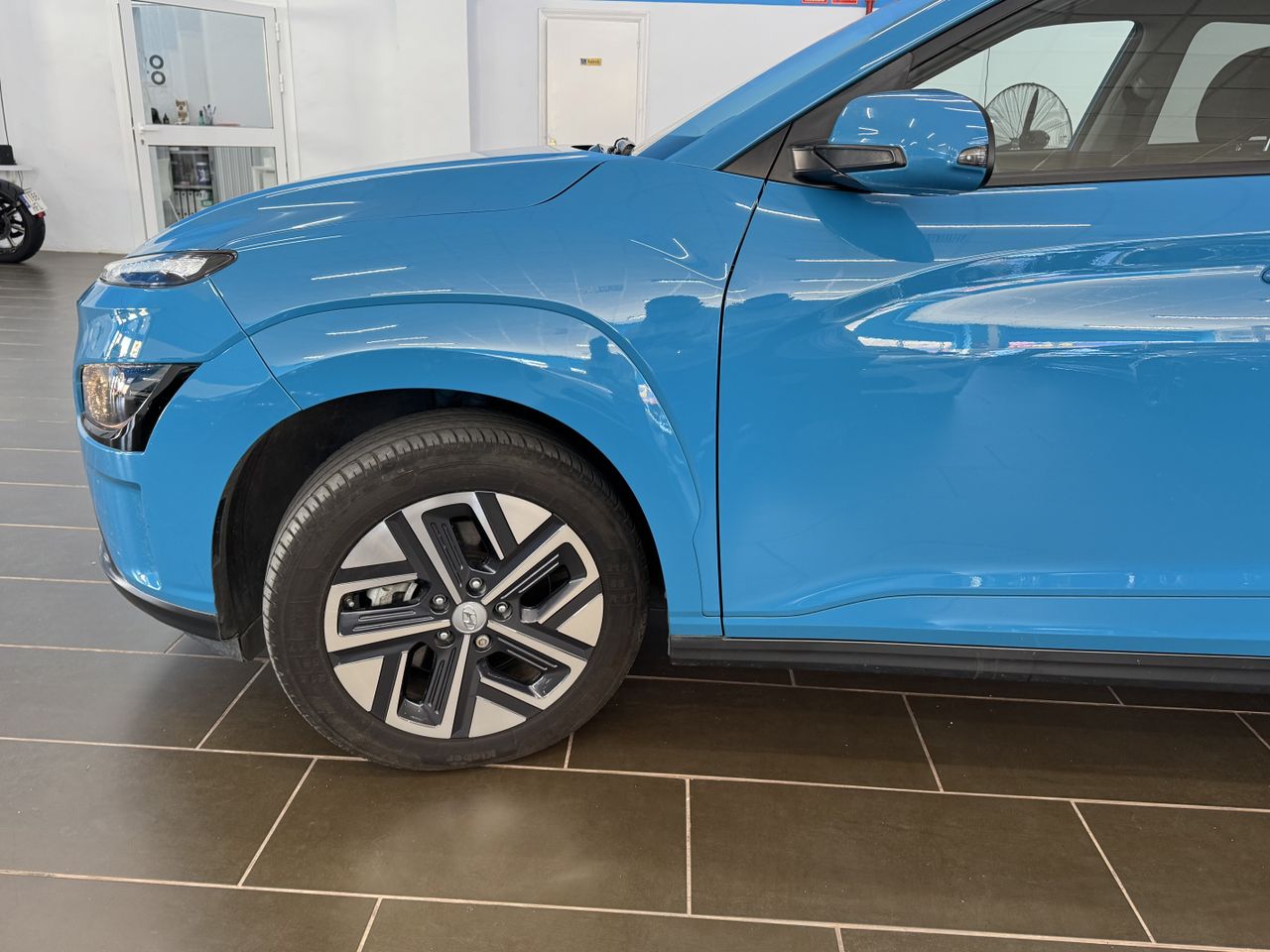 Hyundai Kona Eléctrico 100 kW (136 CV) Klass 39 kWh - Foto 2