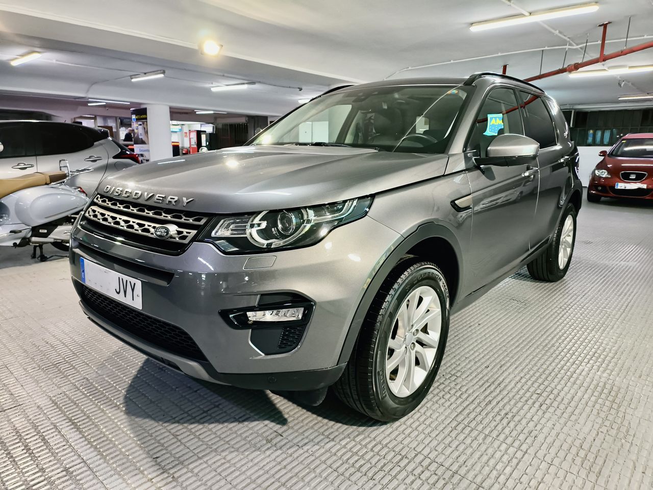 Land-Rover Discovery 2.0 TD4 132 kW (180 CV) Aut. SE 5 plazas Bajas Emisiones - Foto 2