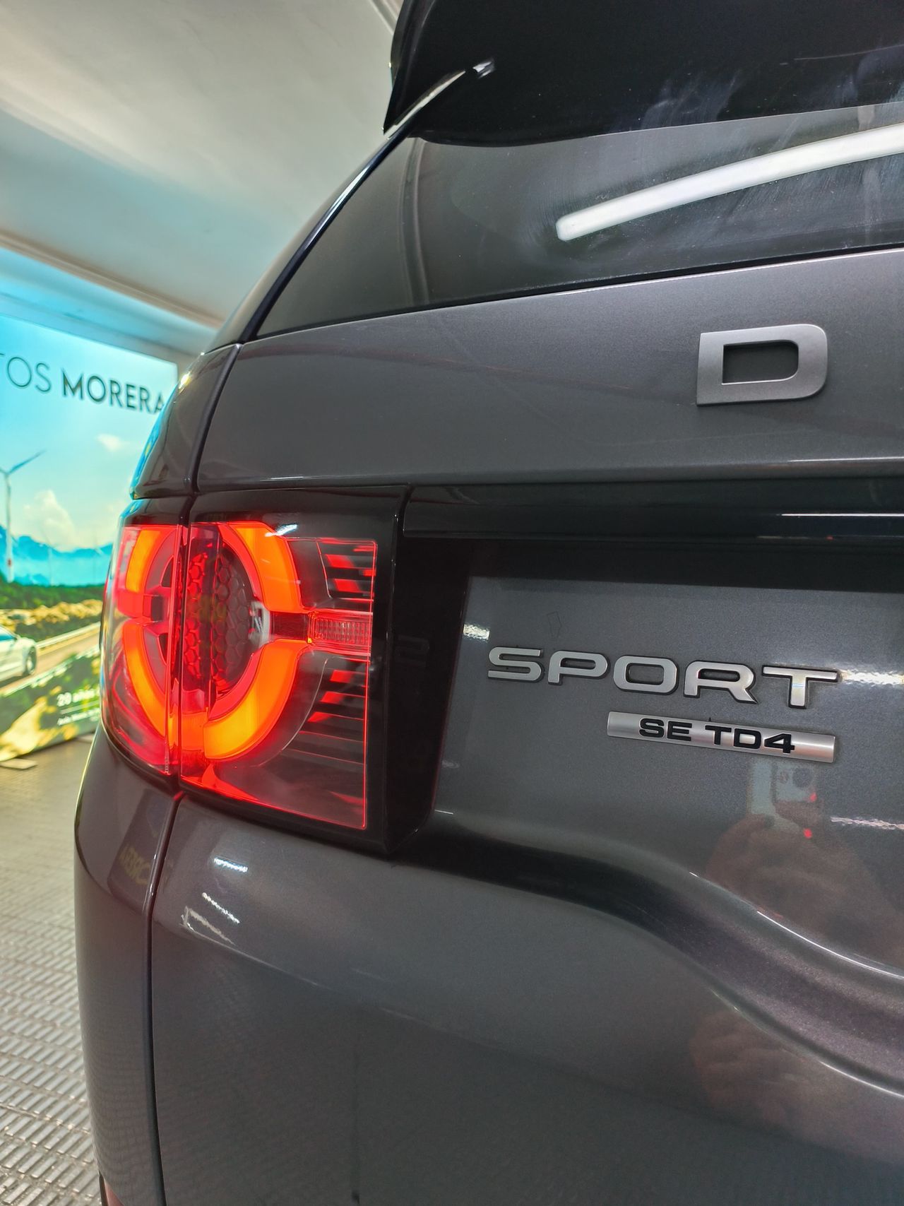 Land-Rover Discovery 2.0 TD4 132 kW (180 CV) Aut. SE 5 plazas Bajas Emisiones - Foto 2