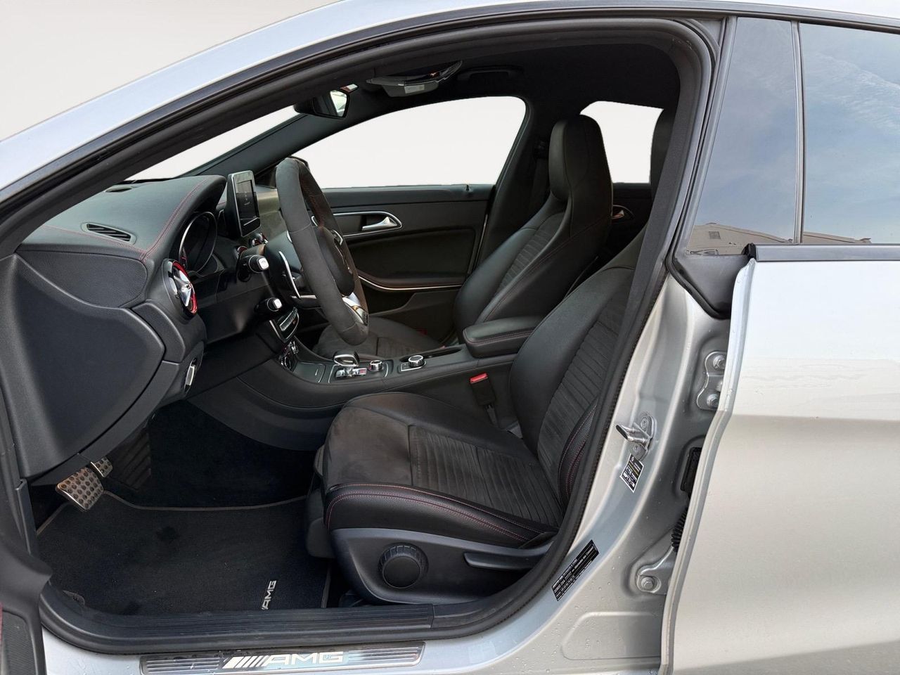 Mercedes Clase CLA Clase CLA MercedesAMG CLA 45 4M Shooting Brake - Foto 2